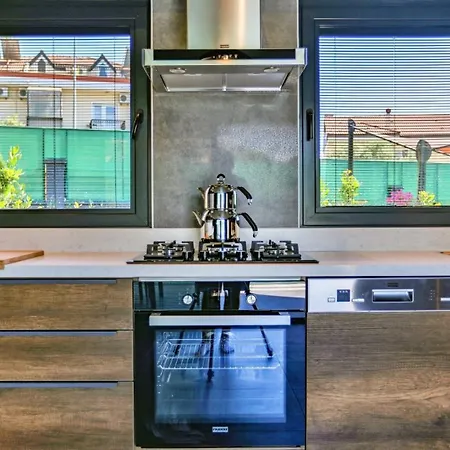 빌라 Oludeniz 4 Bedroom 4979 *