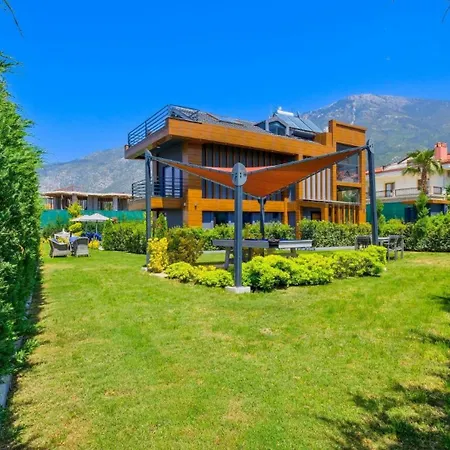 Oludeniz 4 Bedroom 4979 빌라 *